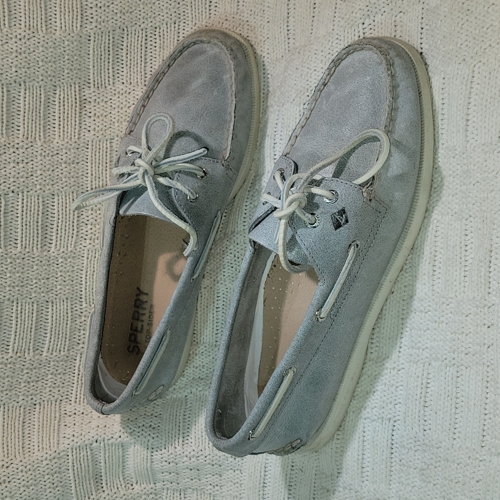 Sperry Top Sider 94958 Women's 2Eye white Cap Light Grey Boat Shoes Sz. 9.5 M